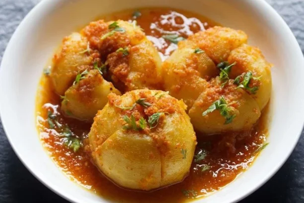 Stuffed Tinde (Bharwa Tinda) – Traditional & Flavorful Indian Dish